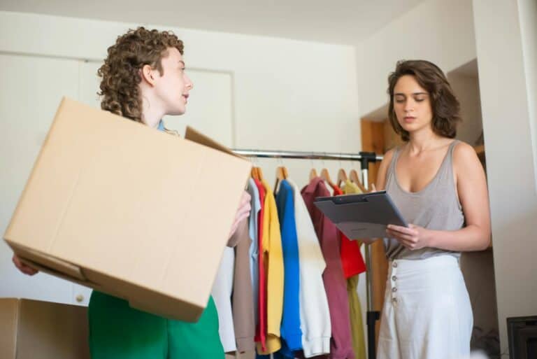 N8n workflows para automatizar pequeños negocios de ropa sin tocar código en 2026: inventario, ventas y clientes en tiempo real